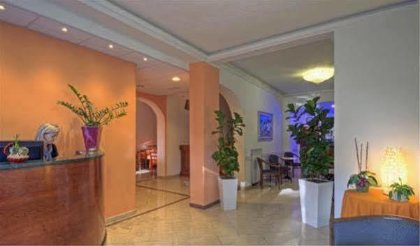Hotel Firenze فياريجيو المظهر الخارجي الصورة