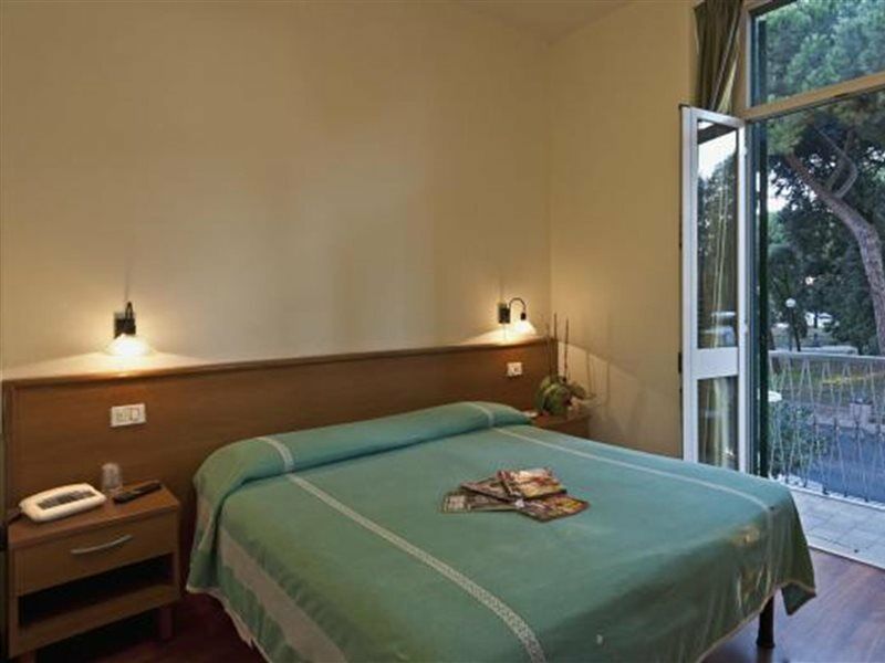 Hotel Firenze فياريجيو المظهر الخارجي الصورة