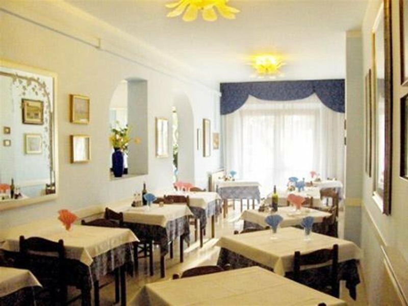 Hotel Firenze فياريجيو المظهر الخارجي الصورة
